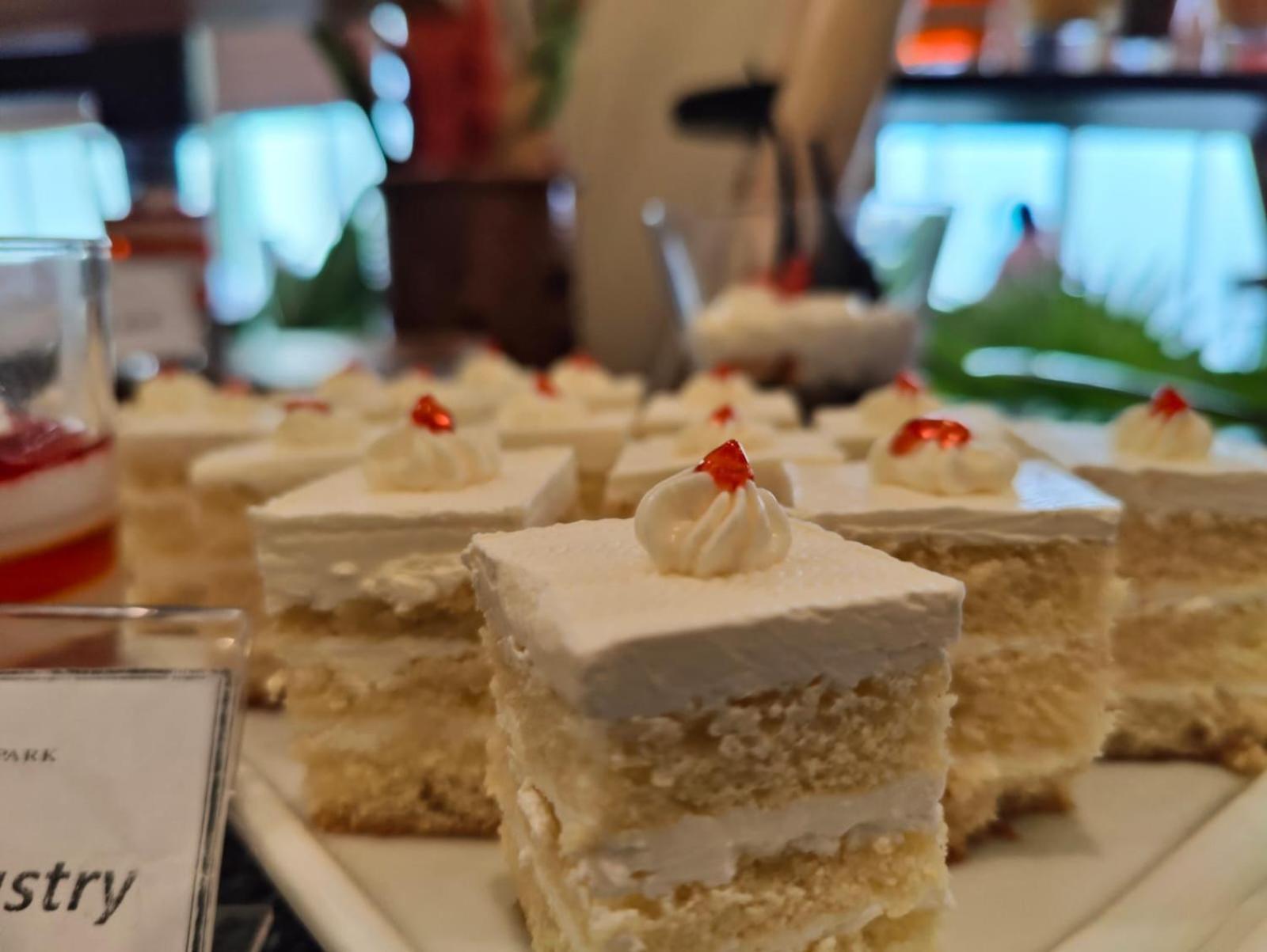 Hotel Grand Park Barishal 외부 사진