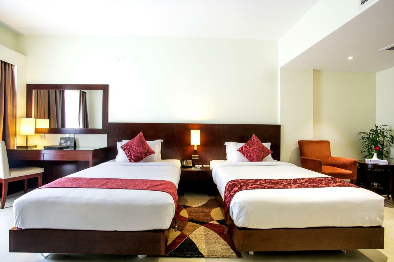 Hotel Grand Park Barishal 외부 사진